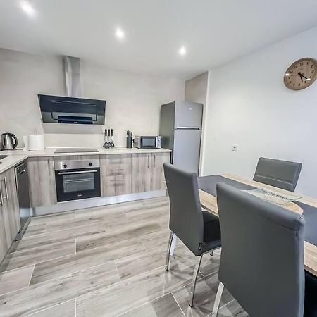 Modern 2 Bed Apartment With Pool In Frigiliana Zewnętrze zdjęcie