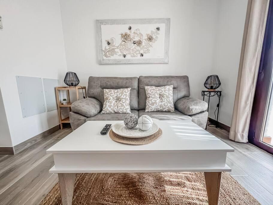 Modern 2 Bed Apartment With Pool In Frigiliana Zewnętrze zdjęcie