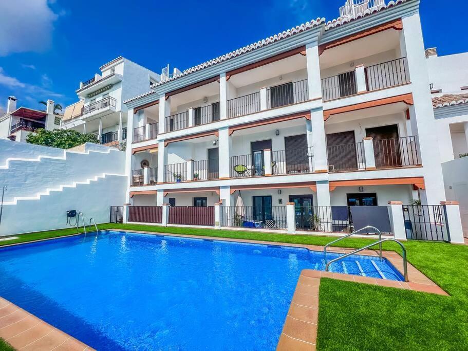 Modern 2 Bed Apartment With Pool In Frigiliana Zewnętrze zdjęcie