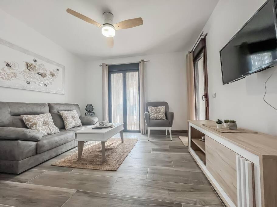 Modern 2 Bed Apartment With Pool In Frigiliana Zewnętrze zdjęcie