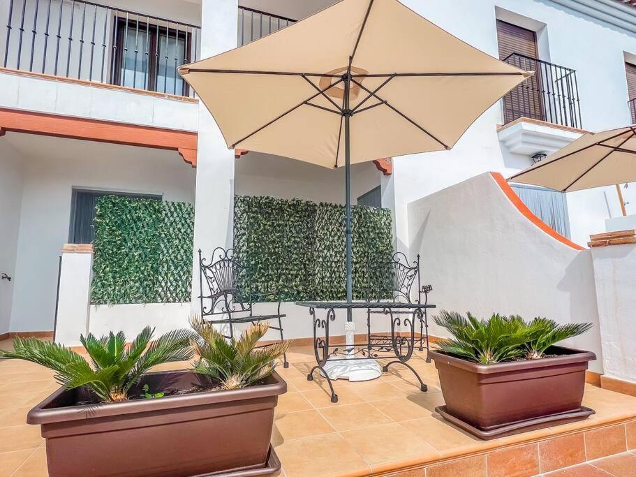 Modern 2 Bed Apartment With Pool In Frigiliana Zewnętrze zdjęcie