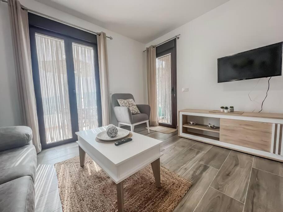 Modern 2 Bed Apartment With Pool In Frigiliana Zewnętrze zdjęcie